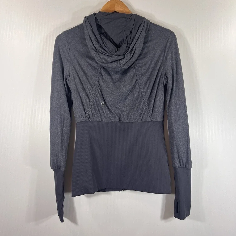 Lululemon Dance Studio Jacket Size 8 Gray Reversable Hoodie Full Zip *READ* - Picture 10 of 13